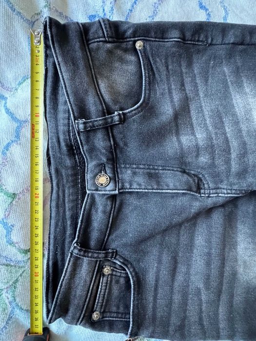 Теплі жіночі джинси в хорошому стані