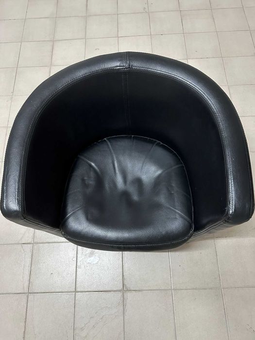 Sofá individual preto