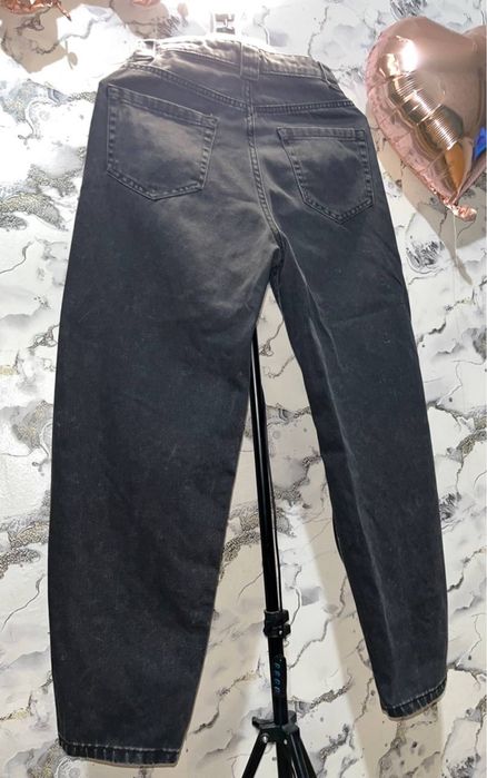 Джинсы Bershka с дырками