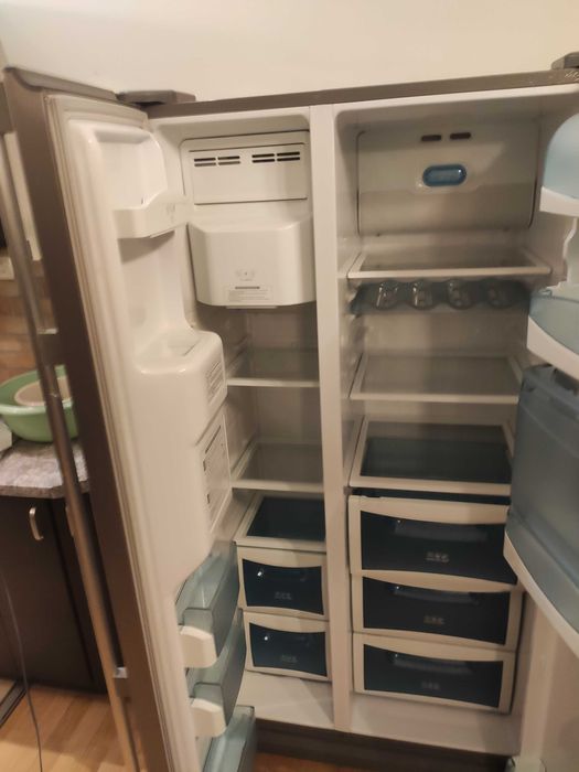 Lodówka side by side Daewoo FRS-U20FEV