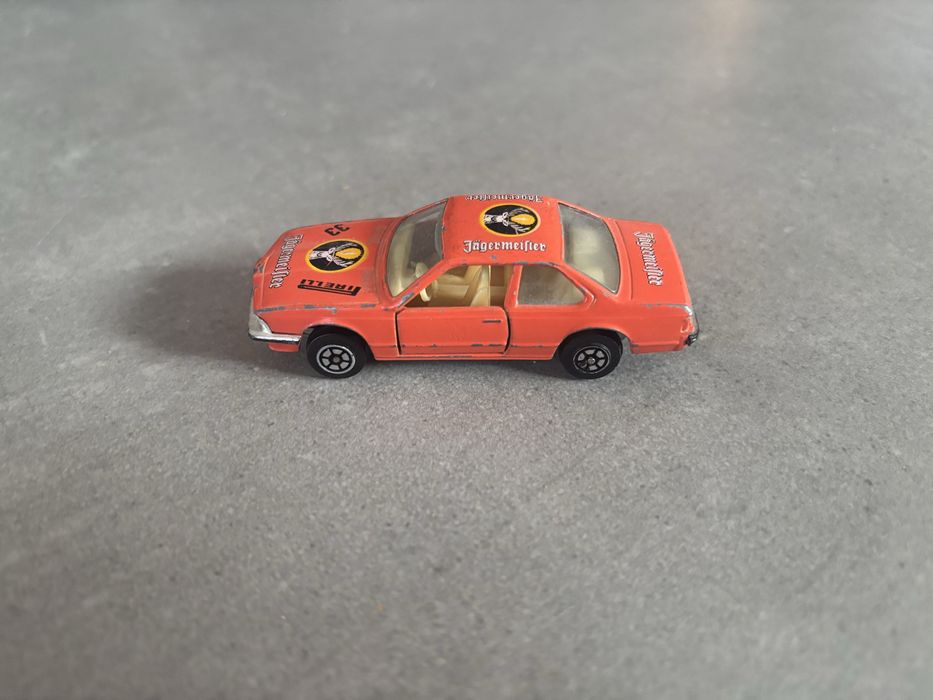 Yatming製　 635 CSiイエガーマイスターカラー　ミニカー Model Resorak Yatming BMW 635 CSi Jagermeister made in Thailand