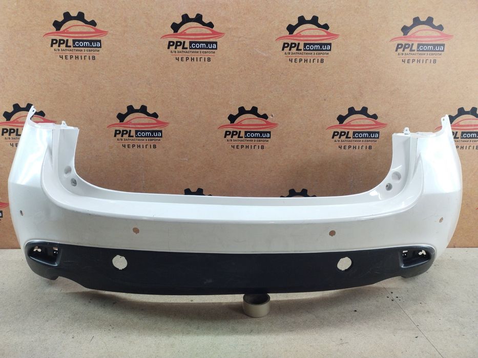 Mazda 3 BM 2013-2016 хэтчбек задний бампер BHN9-50221