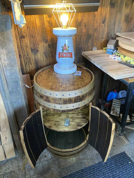 Barek z beczki dębowej po Whisky.