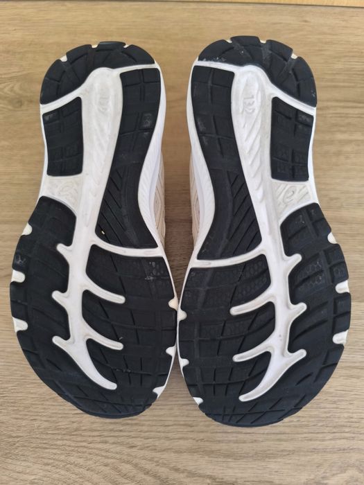 Sapatilhas corrida ASICS Gel- Contend 8