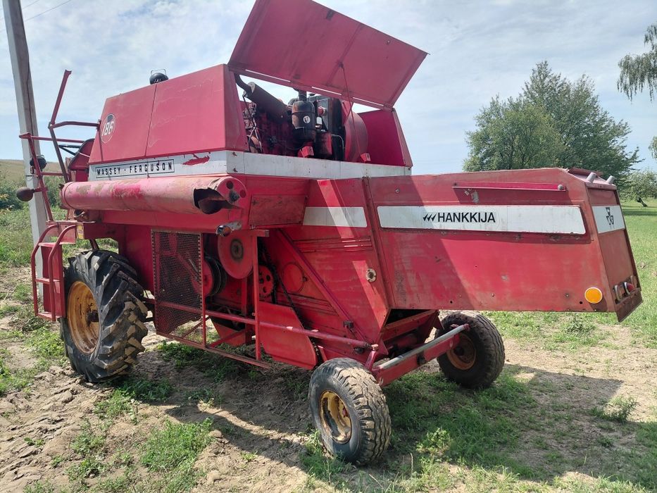 Свіжопривезений Massey Fergyson 186