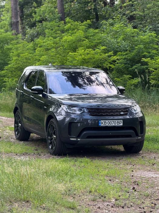 Land Rover Discovery 5