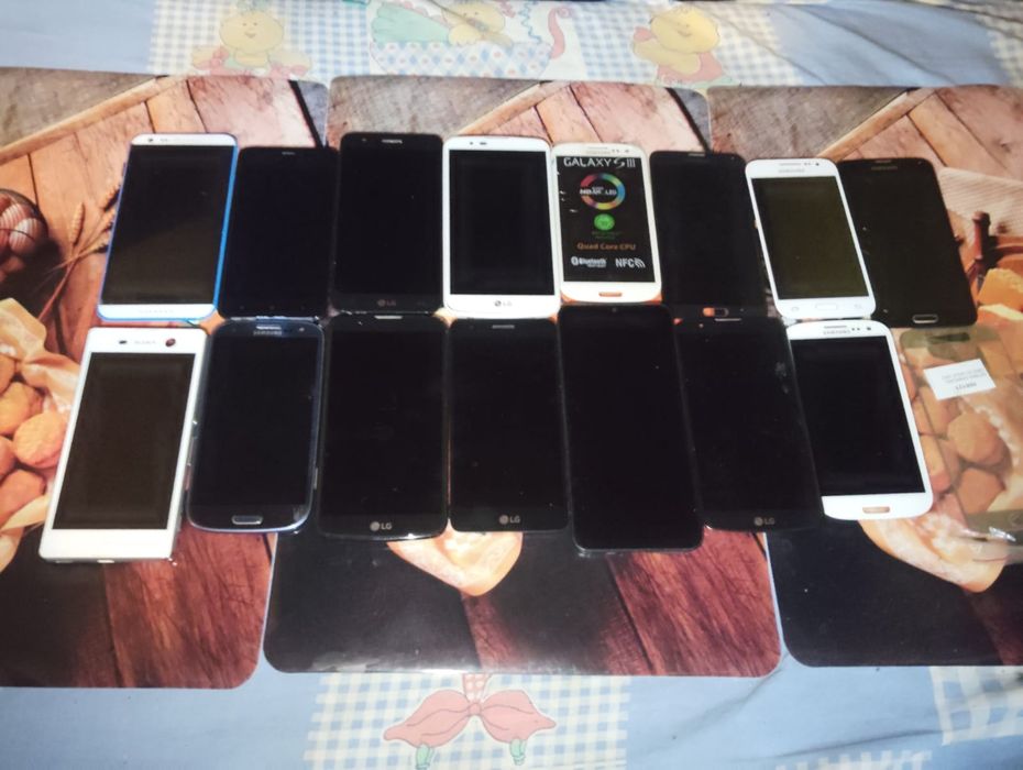 Wyświetlacze do Telefonów nowe 15szt! Likwidacja Sklepu