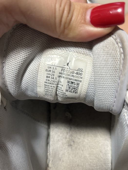 Кросівки Nike жіночі