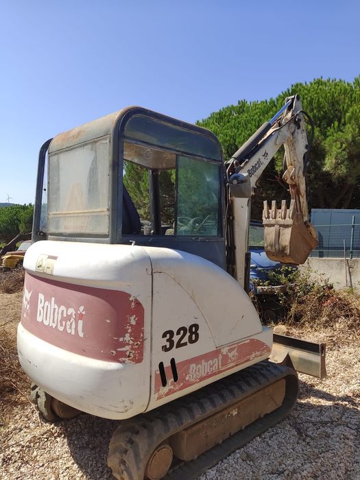 Mini giratoria Bob cat 328