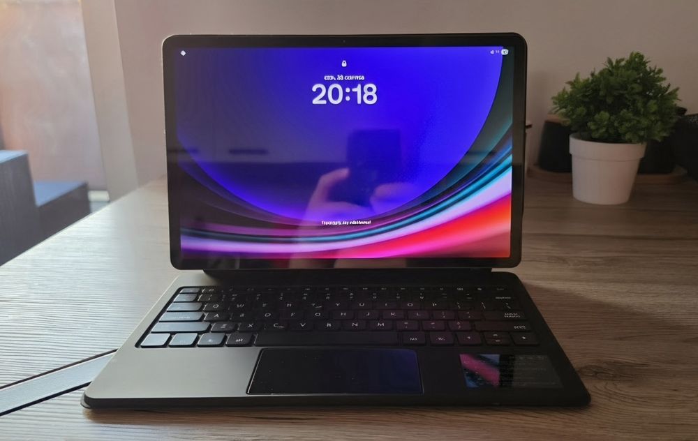 Tablet Samsung Galaxy Tab S9+ 256GB Wi-Fi + klawiatura - stan idealny!