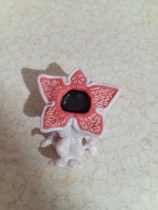 Фігурки з Stranger Things (Дивні дива) kinder joy