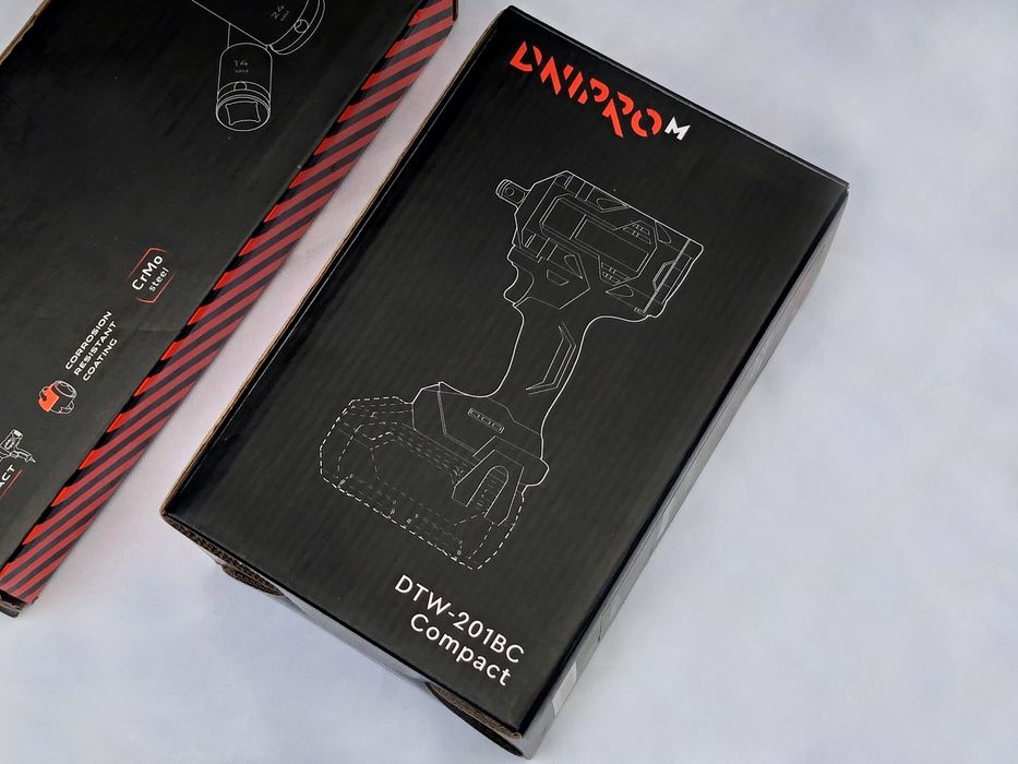 Комплект Dnipro-M: Гайковерт DTW-201BC Compact + Набір ударних головок