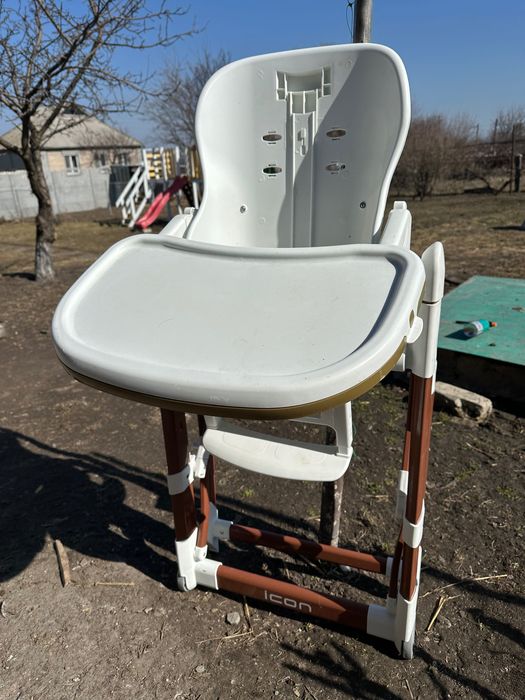 Продам стільчик для годування