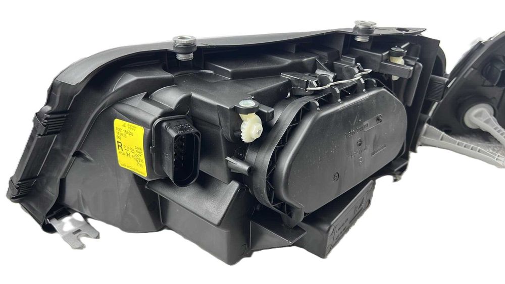 Komplet Lamp prawa lewa przód VW Sharan EU