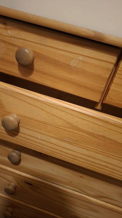 Komoda sosnowa - lite drewno