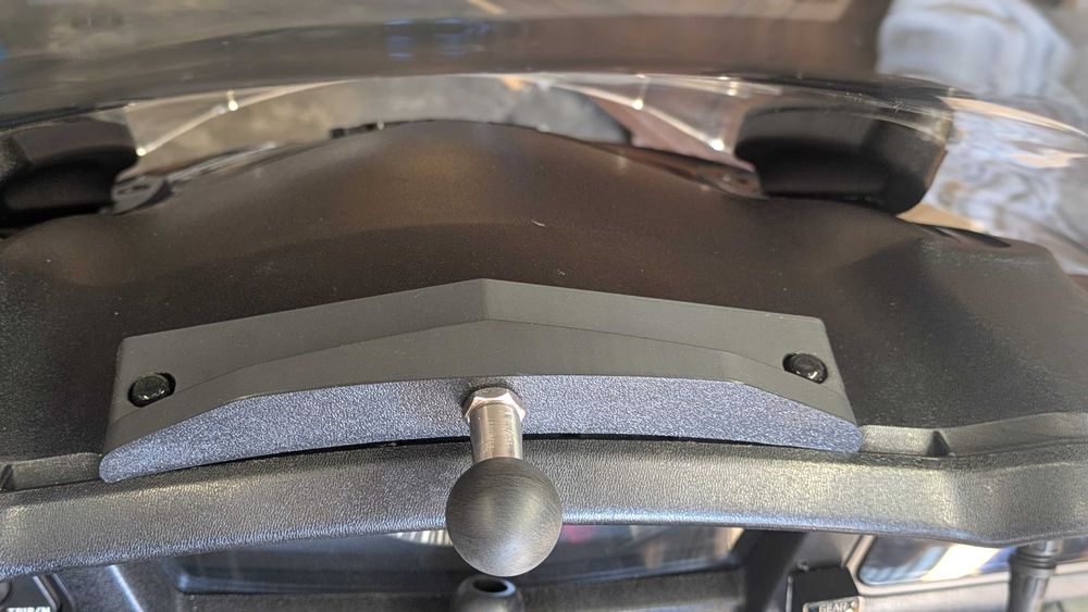 Uchwyty telefonu , nawigacji Honda ST 1300