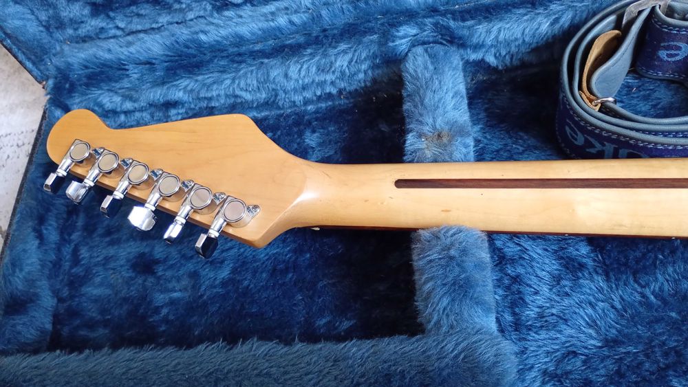 Gitara elektryczna leworęczna Westfield