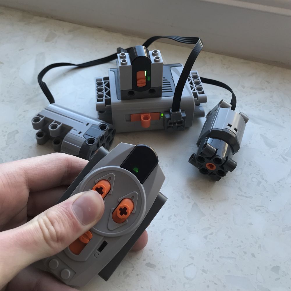 LEGO TECHNIC Power Functions лего конструктор набор комплект: 2 000 грн ...