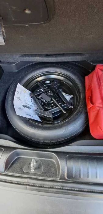 Jeep Cherokee 3.2 Latitude Plus 2020