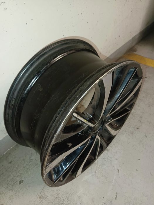 Felga Toyota Avensis 17″ x 7J ET45