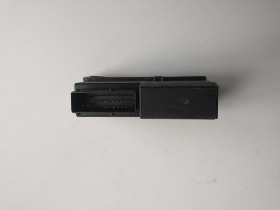 Panel przełącznik szyb Volkswagen Passat B5