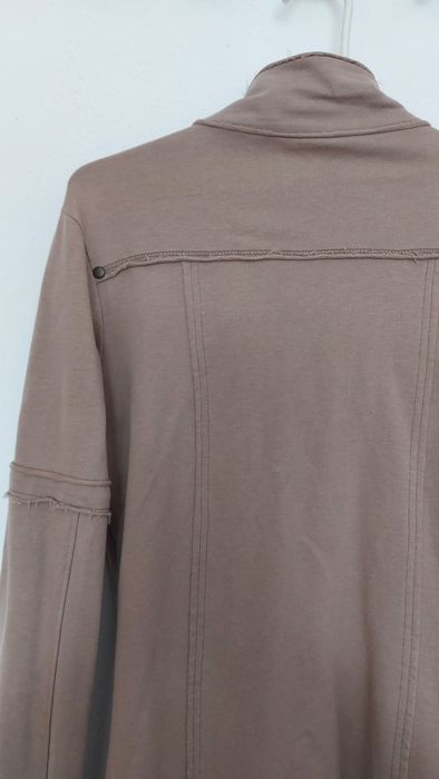 Casaco castanho claro