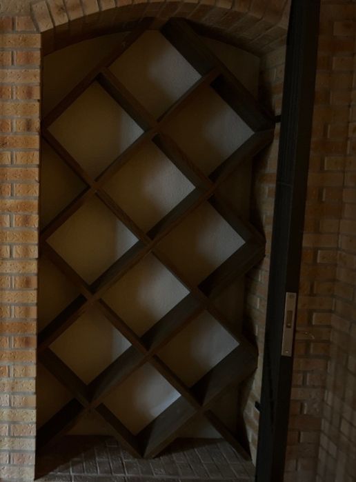 Garraferira madeira com porta ferro