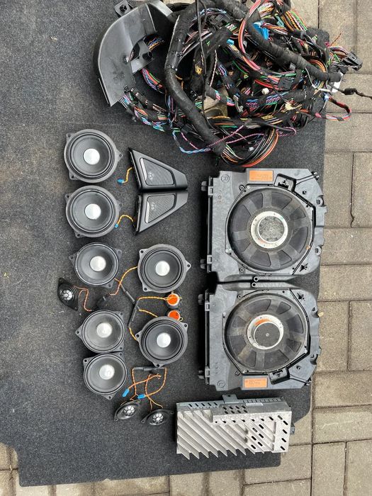 BMW 5 F10 F11 zestaw nagłośnienia głośniki wzmacniacz Harman Kardon