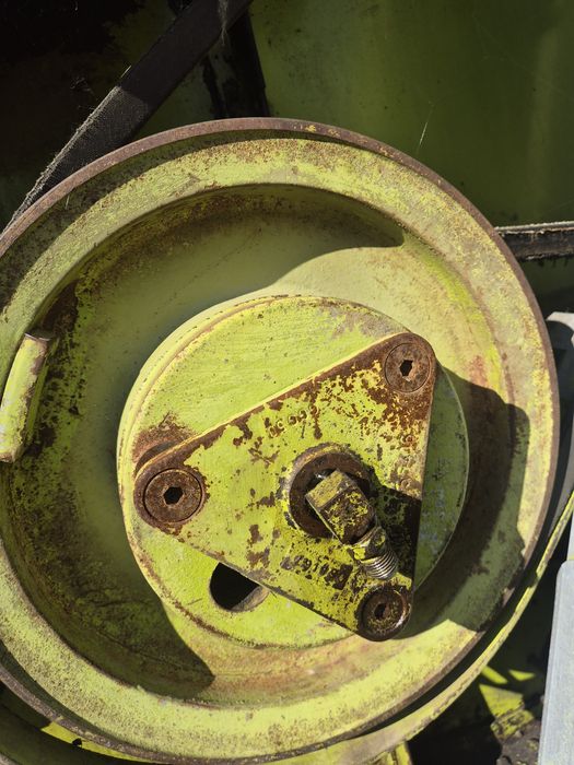 Claas Mercator Protektor Senator Koło Wariator Młucarni Silnik Przystawka Dzwon Wal wytrzasaczy Siłownik Orbitrol Rozdzielacz Pompa  Heder Chłodnica