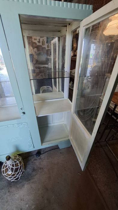 Vitrene pequena restaurada