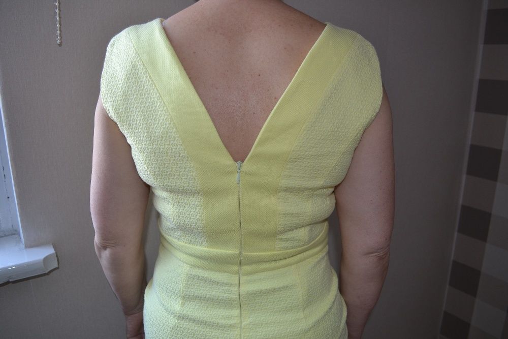 Piękna cytrynowa sukienka rozm.38