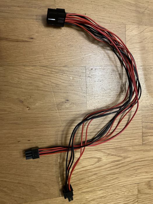 Adapter zasilania do karty graficznej