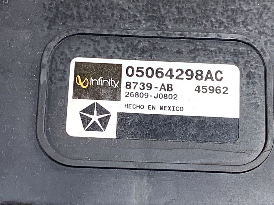 SUBWOOFER DODGE JOURNEY Crossover GŁOŚNIK