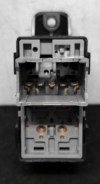 Comando / Botão / Interruptor Vidros Trás Esquerdo 93580-C7010 - HYUNDAI i20 II