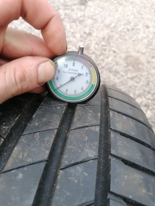 225/40/19 Bridgestone 2025 rok