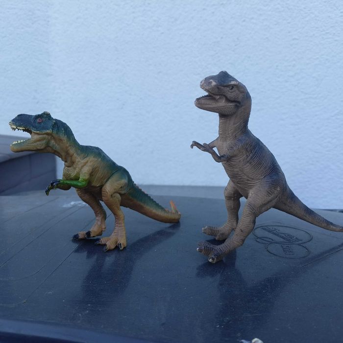 Dinozaury figurki