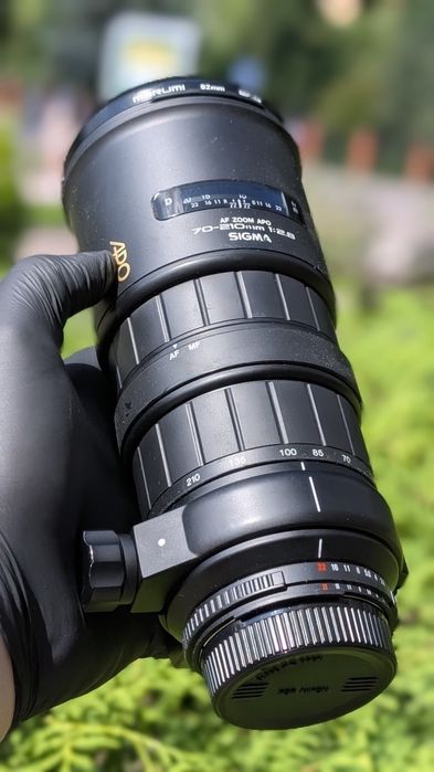 Продаю Nikon D610 + 2 обяктива 28/70 f2.8 - 70-210 f2.8