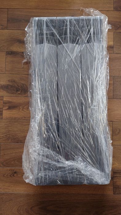 Grzejnik G500F antracyt 3 zeberka