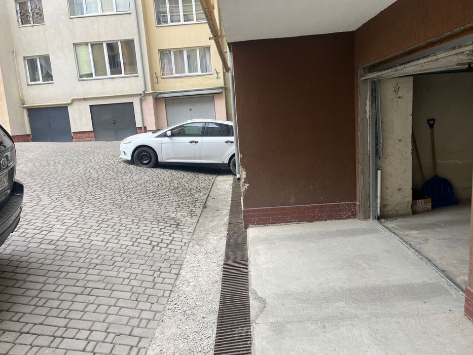 Продаж гаража мазепи 175а