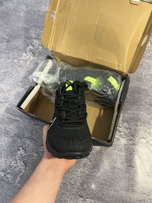 Кросівки nike react vision