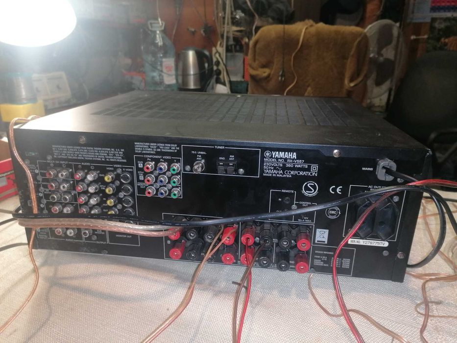 ресивер Yamaha model RX - V557