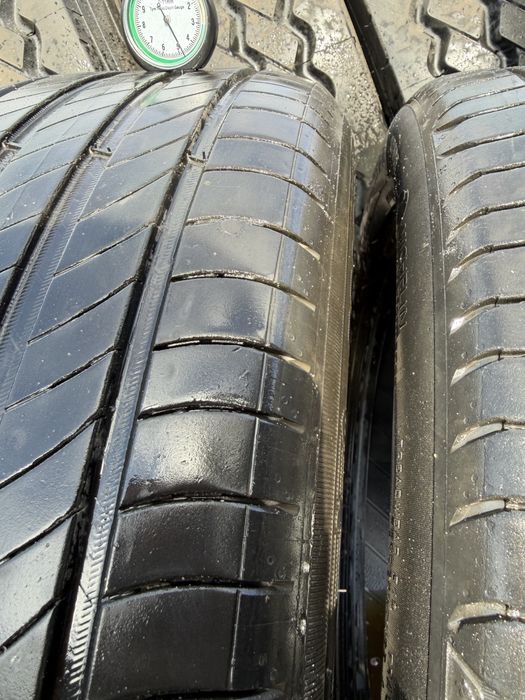 Opona 225/55/18 Michelin 2 szt.