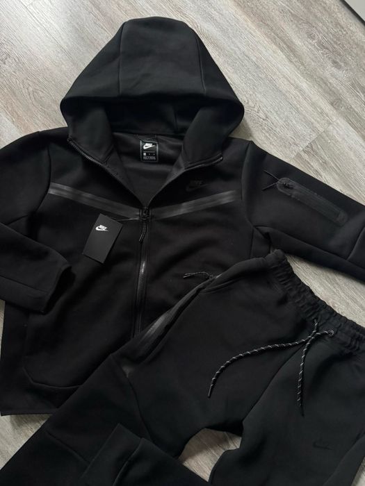 Dres nike tech fleece