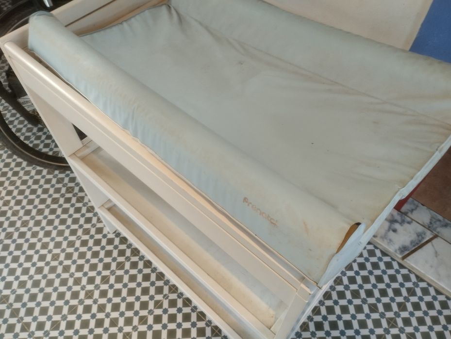 Fraldário IKEA uaado