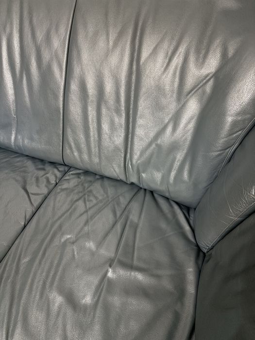 Conjunto de 2 sofás e 1 cadeirão Vintage