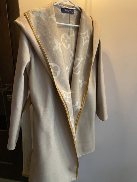 Пальто louis vuitton