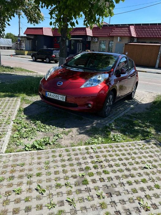 Nissan Leaf 2015