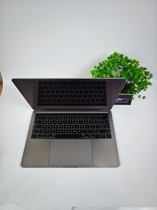 Apple MacBook A1989 13,3"  i5 | 16GB | 512GB | GWARANCJA