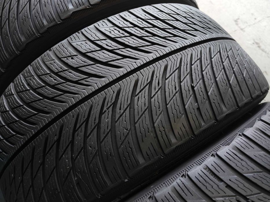 Michelin Alpin⁵ r19 255/40 шини зимові комплект або пара