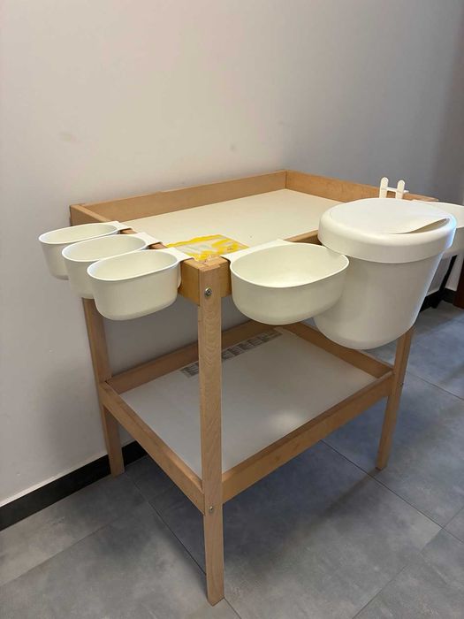 Przewijak IKEA SNIGLAR + komplet organizerów i pojemnik na pieluchy
